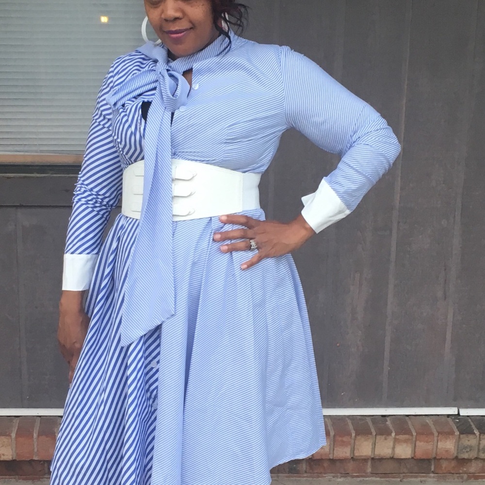 Dress medium - Picture 2 of 2